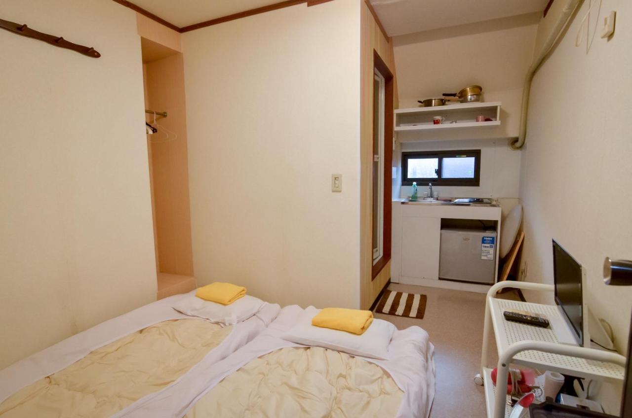 טוקיו Holiday Anytel Shinjuku מראה חיצוני תמונה